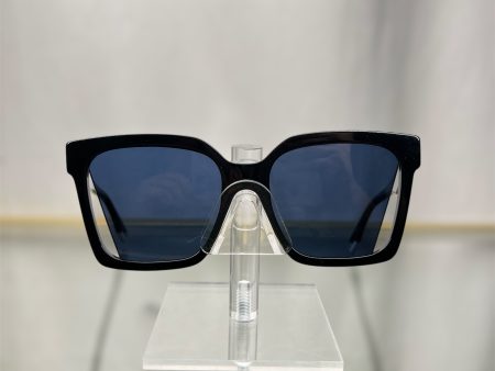 FENDI FE40085I Black Acetate Square Sunglasses TS3801 Cheap